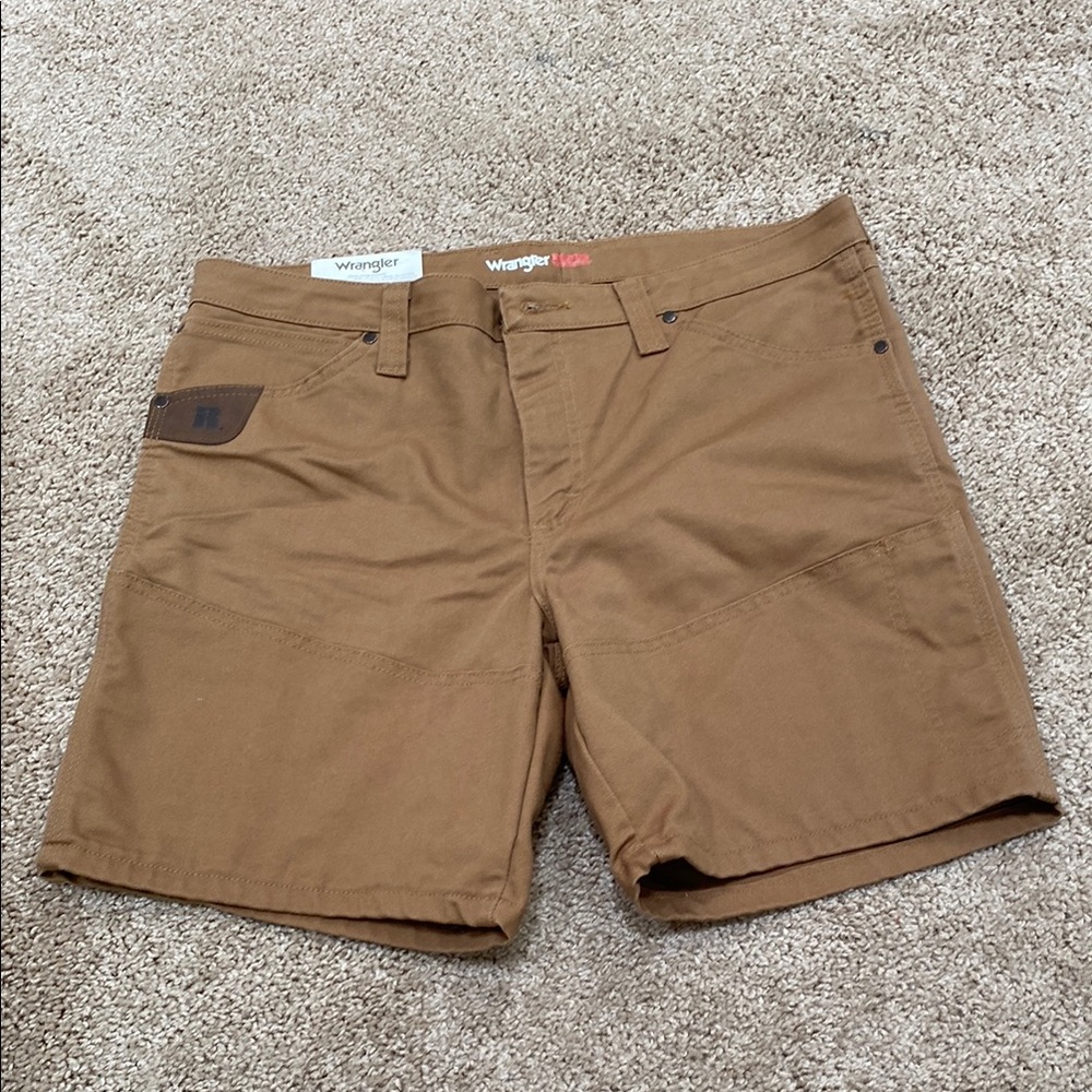 Wrangler Brown Technician Shorts with Classic Design